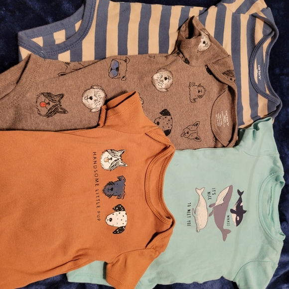 Carter's 4pack onesies - Picture 2 of 2